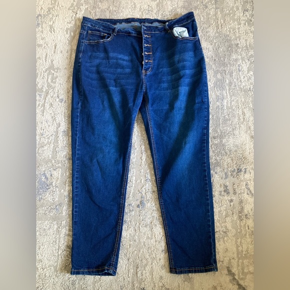 Women’s Shein Curve Jeans Size 3XL - Picture 1 of 3